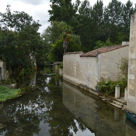 مبيت وإفطار Le Moulin De Bassac المظهر الخارجي الصورة