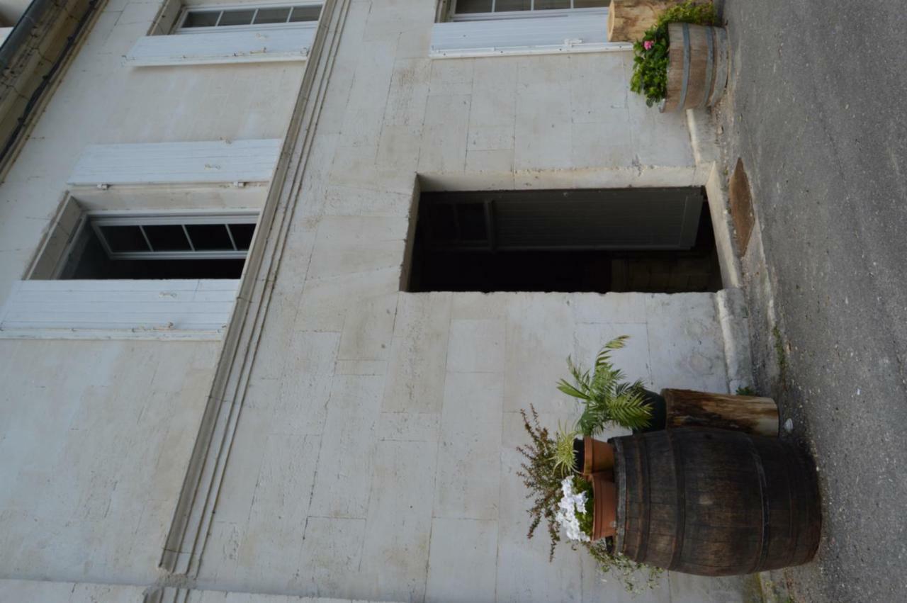 مبيت وإفطار Le Moulin De Bassac المظهر الخارجي الصورة